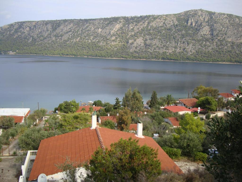 מלון לוטראקי Mantas Bay מראה חיצוני תמונה